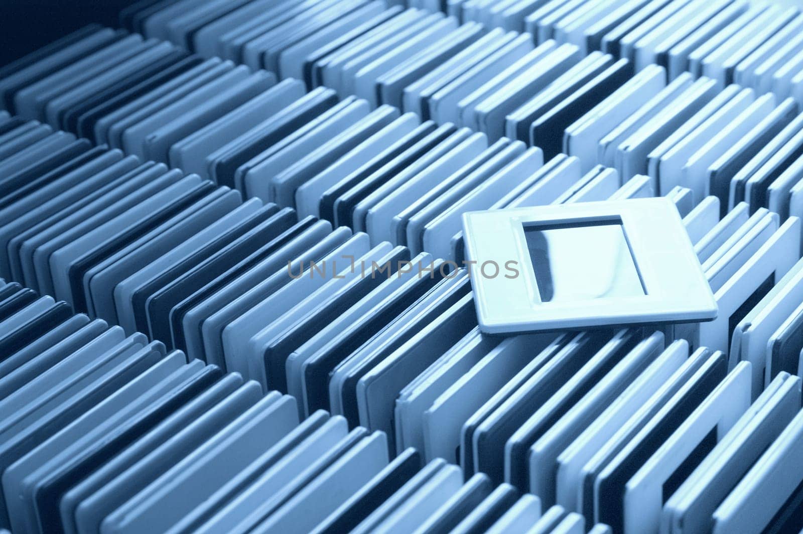 Slide Frame 03