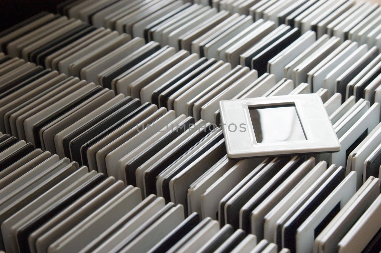 Slide Frame 01