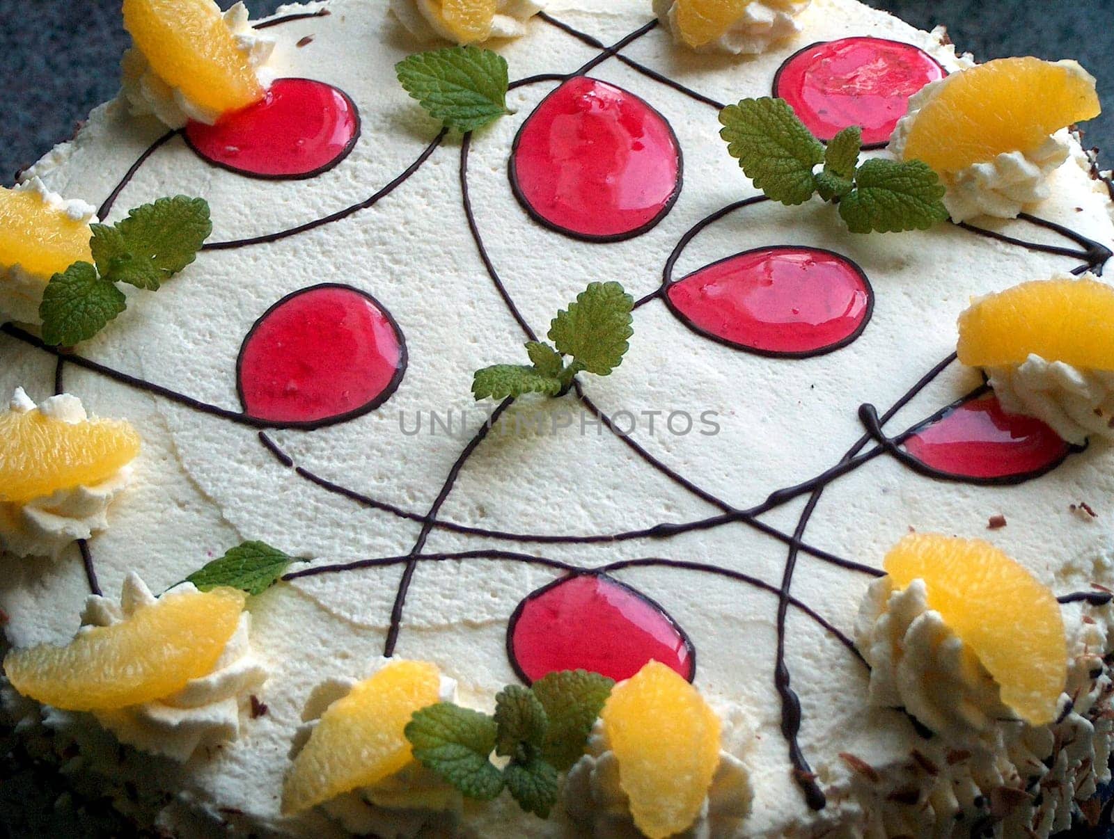Cake decoration