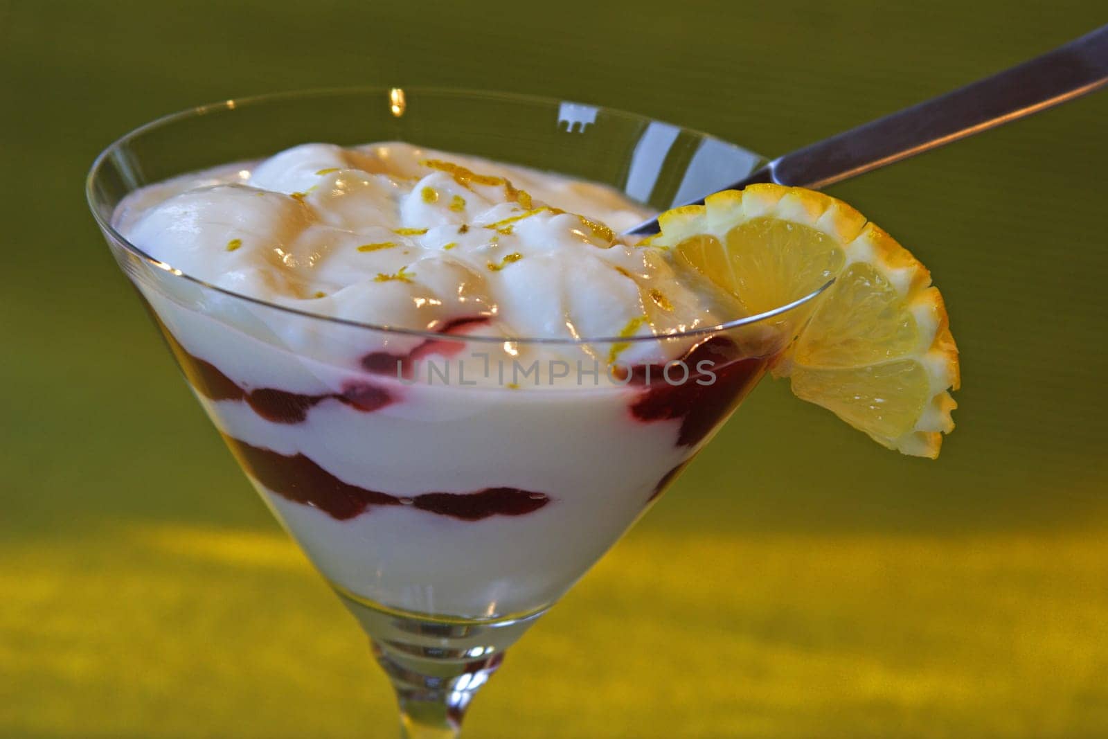 Natural yoghurt with jam