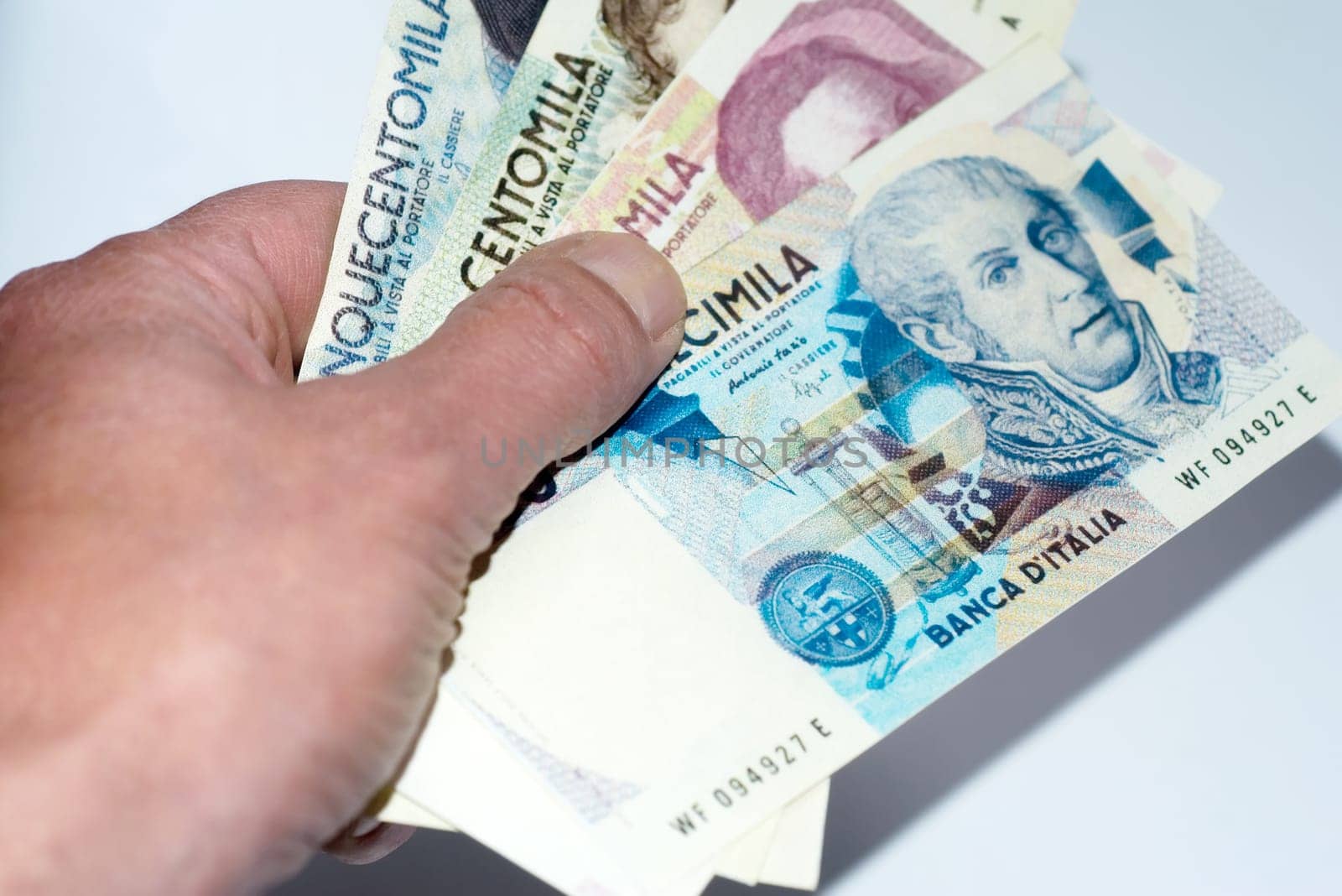 Banknotes 05