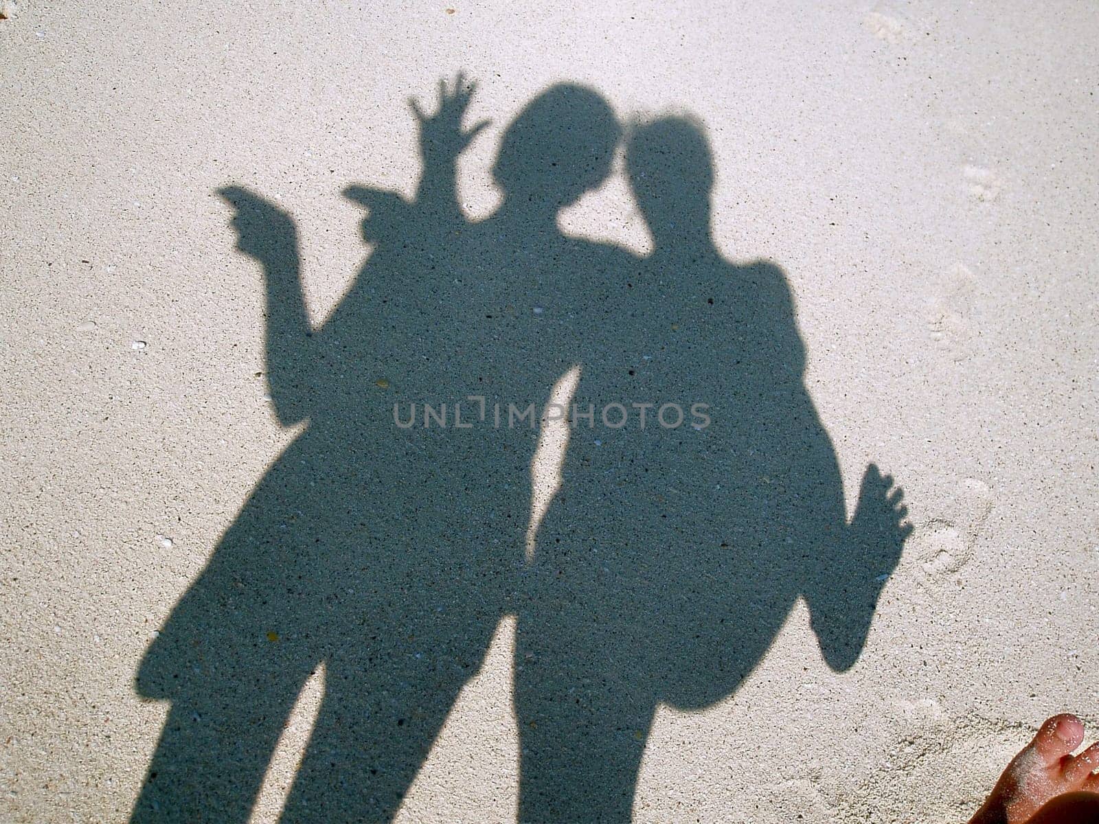 with my girlfriend a little shadow play on Poda Island. The foot on the right in the corner is so intentional and intentional.