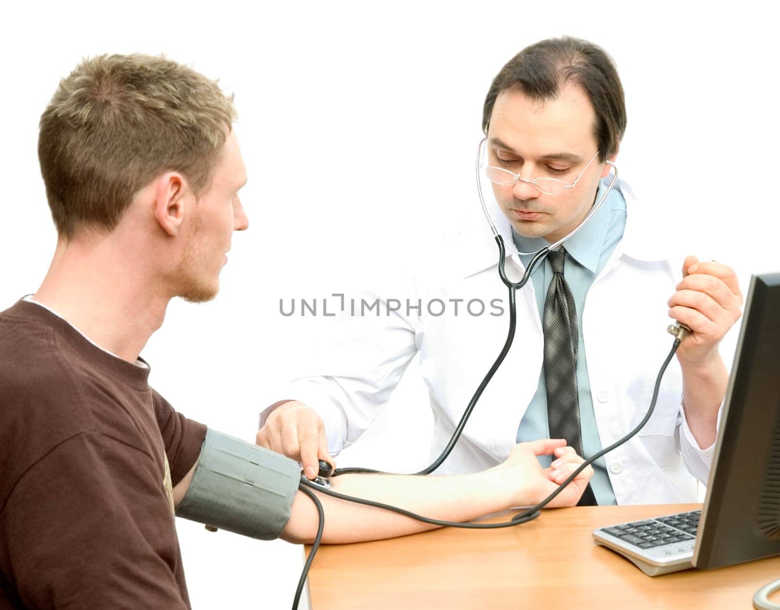 Measuring blood pressure