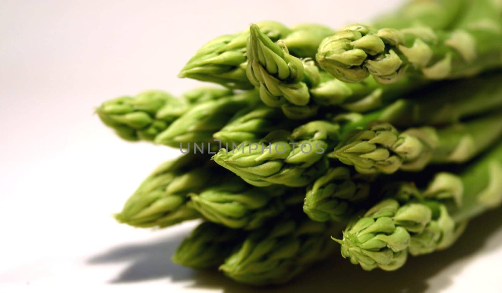 Green asparagus