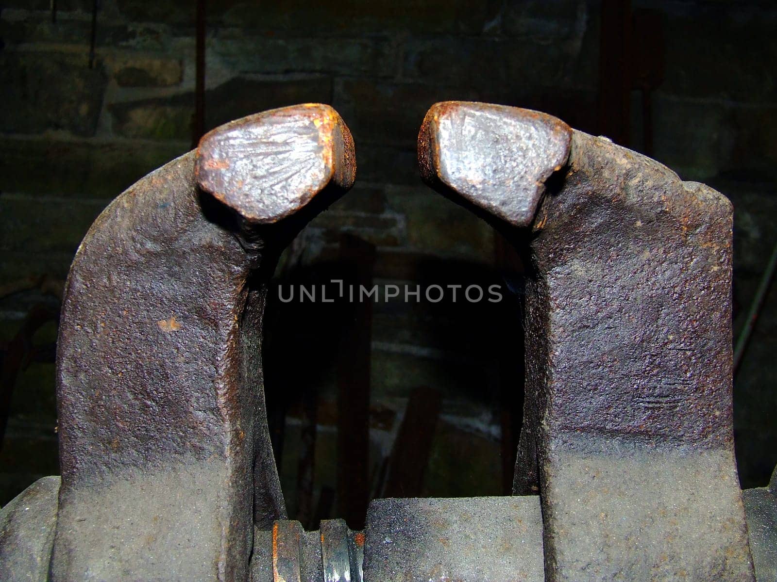 Old vice,detail