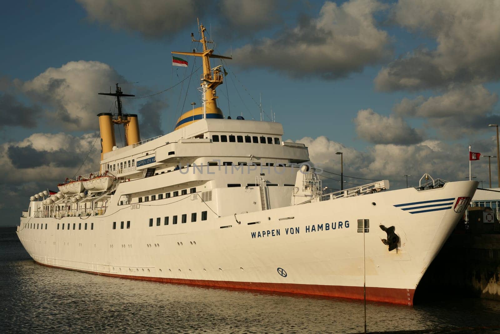 This passenger ship sails every day from Cuxhaven to Heligoland and back again