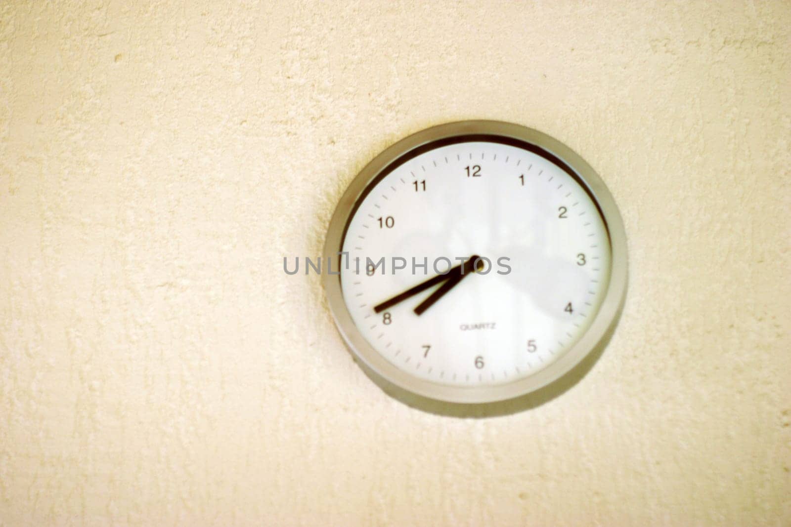 Wall Clock Silver