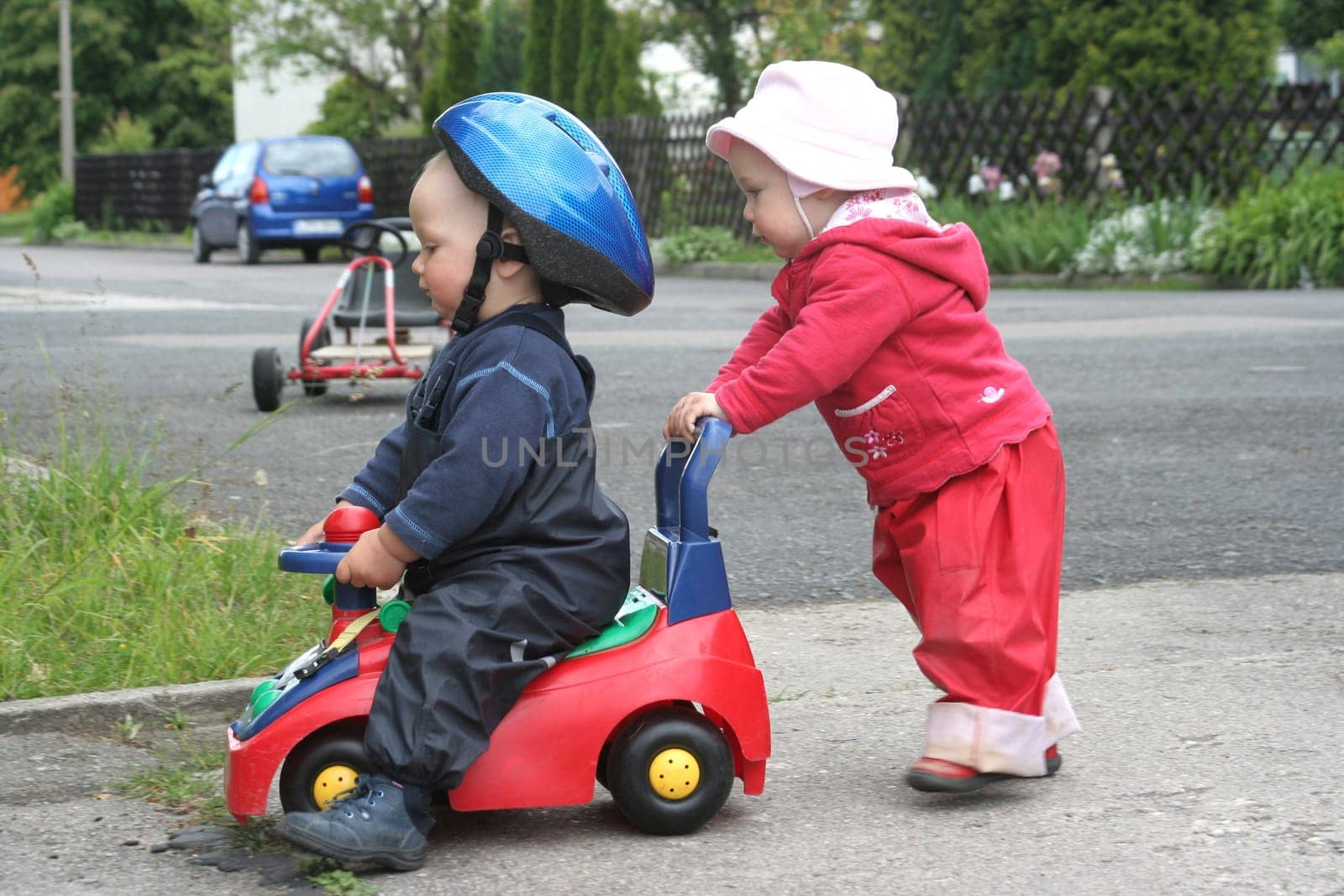 Children's car2