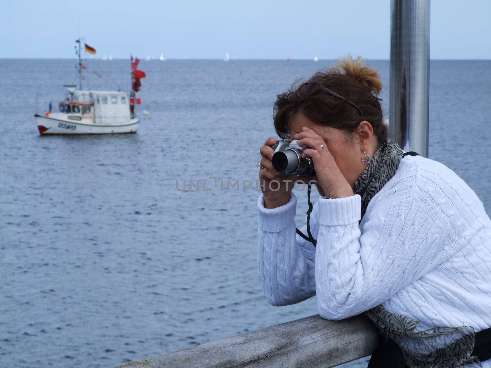 female photographer