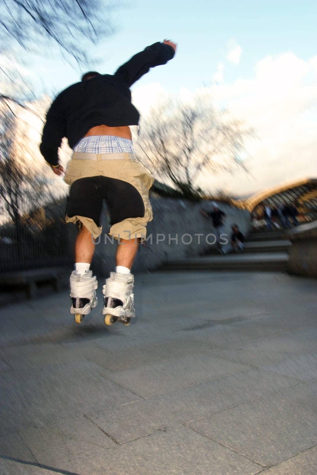 Inline skater