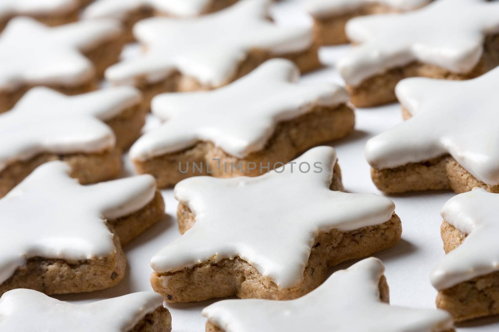 Cinnamon stars