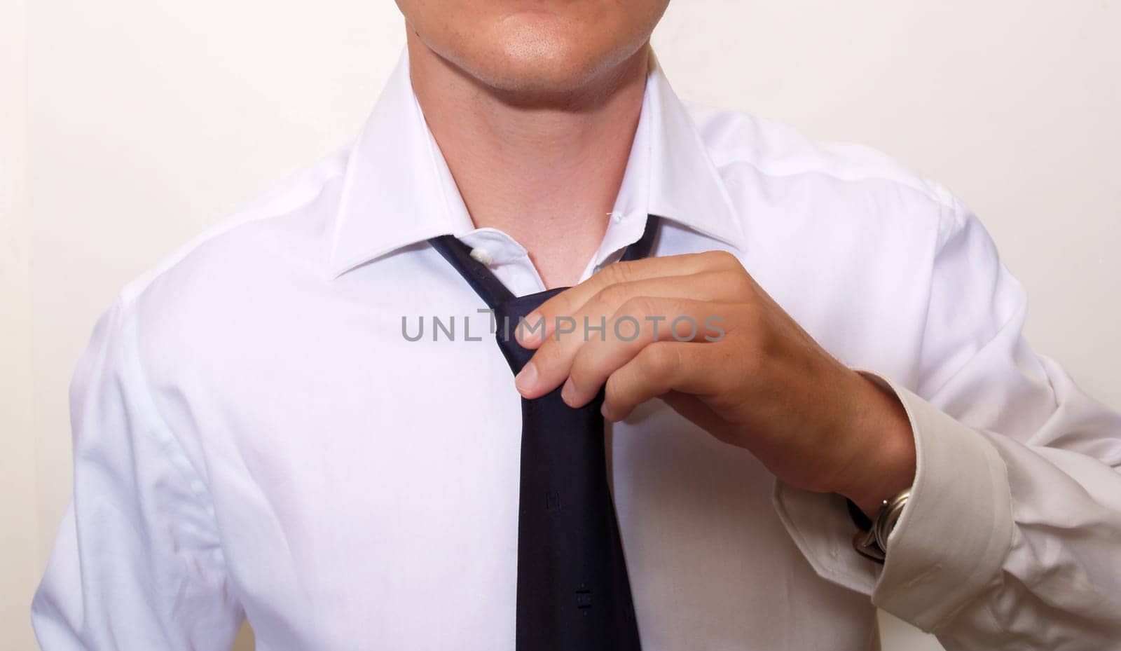 Tie knot