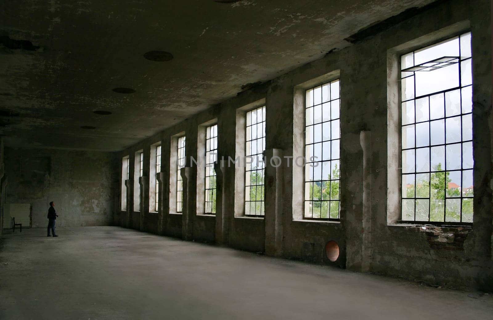 Thanks to Anna for the hint,corrected it. This building is one of the disused Schlüter factories in Freising. It is a beautiful old foundry that is a listed building. Forbidden to enter due to danger of collapse,but my photo