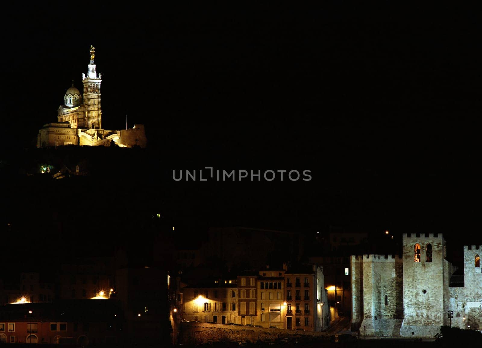at the top left Notre Dame de la Garde,at the bottom right the medieval church of St. Victor - 6x7