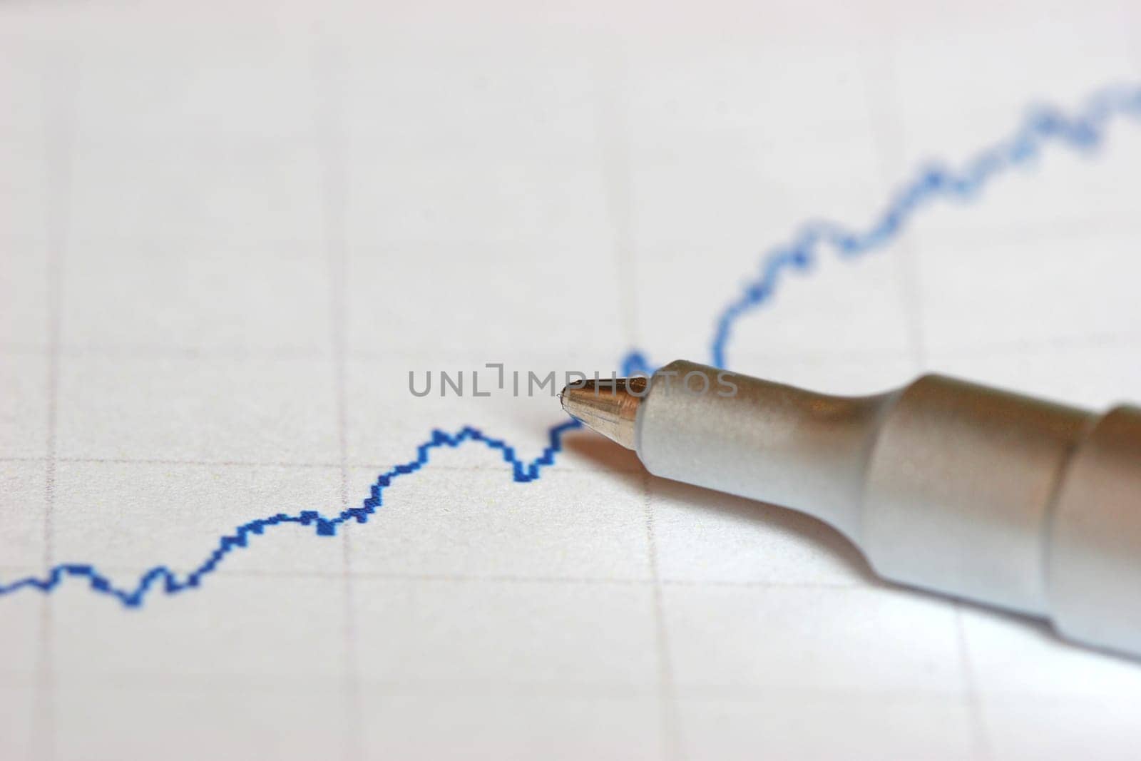 Stock exchange price with ballpoint pen 3