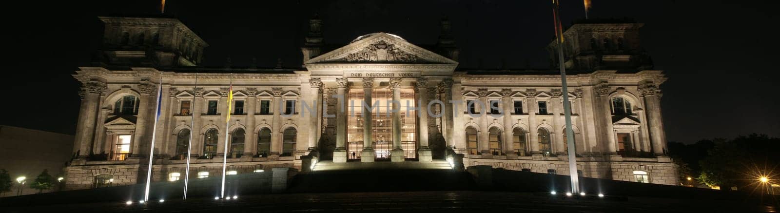 Night view Reichstag II