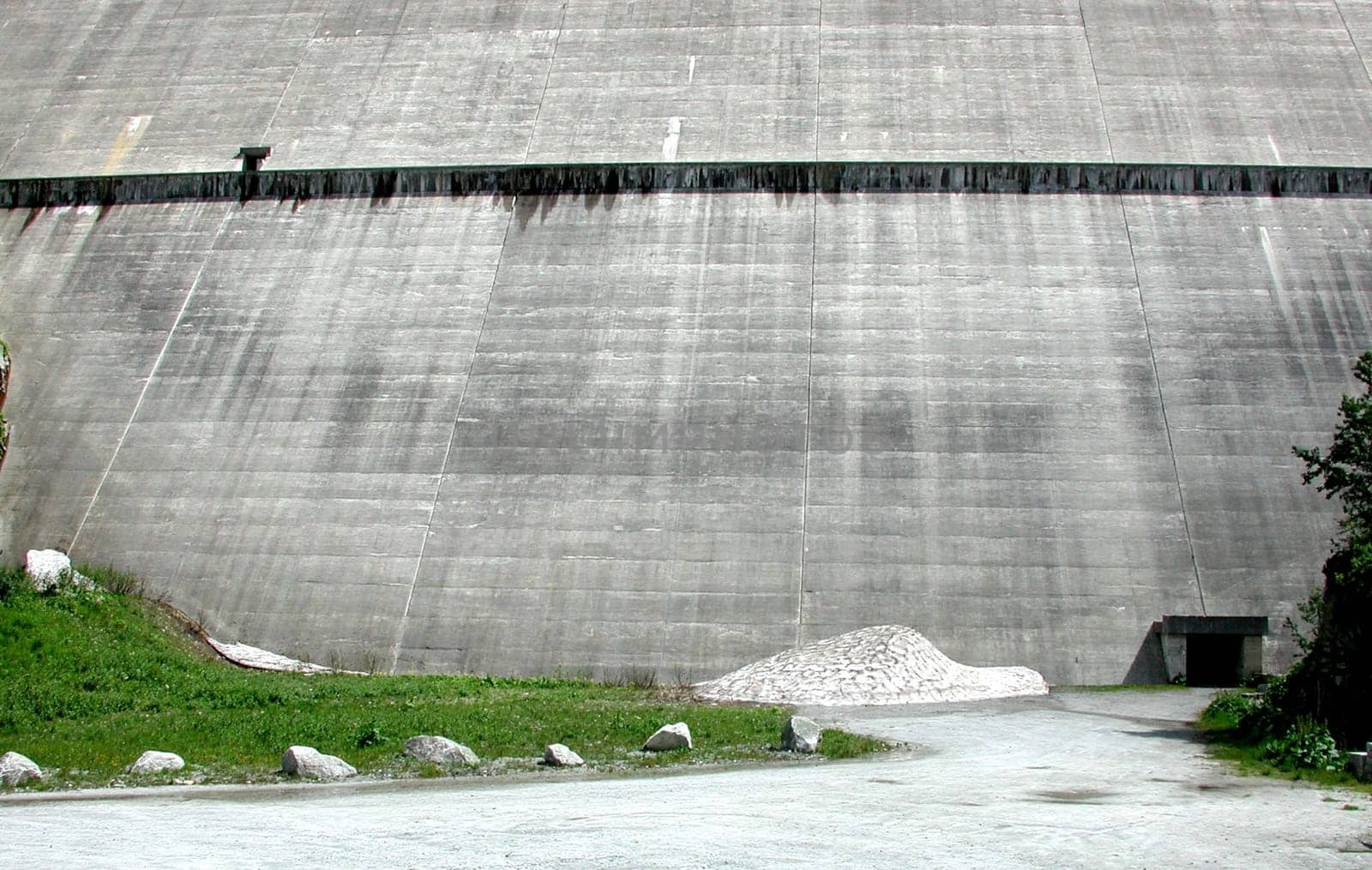 Grimsel Dam