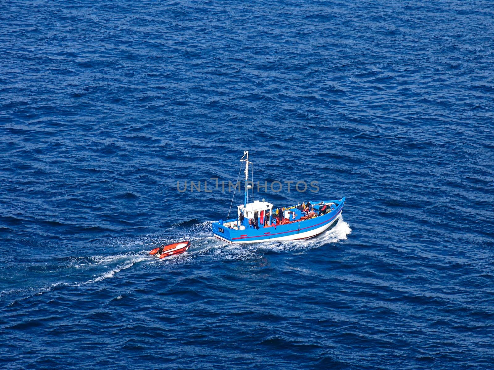 Cap Frehel,blue boat