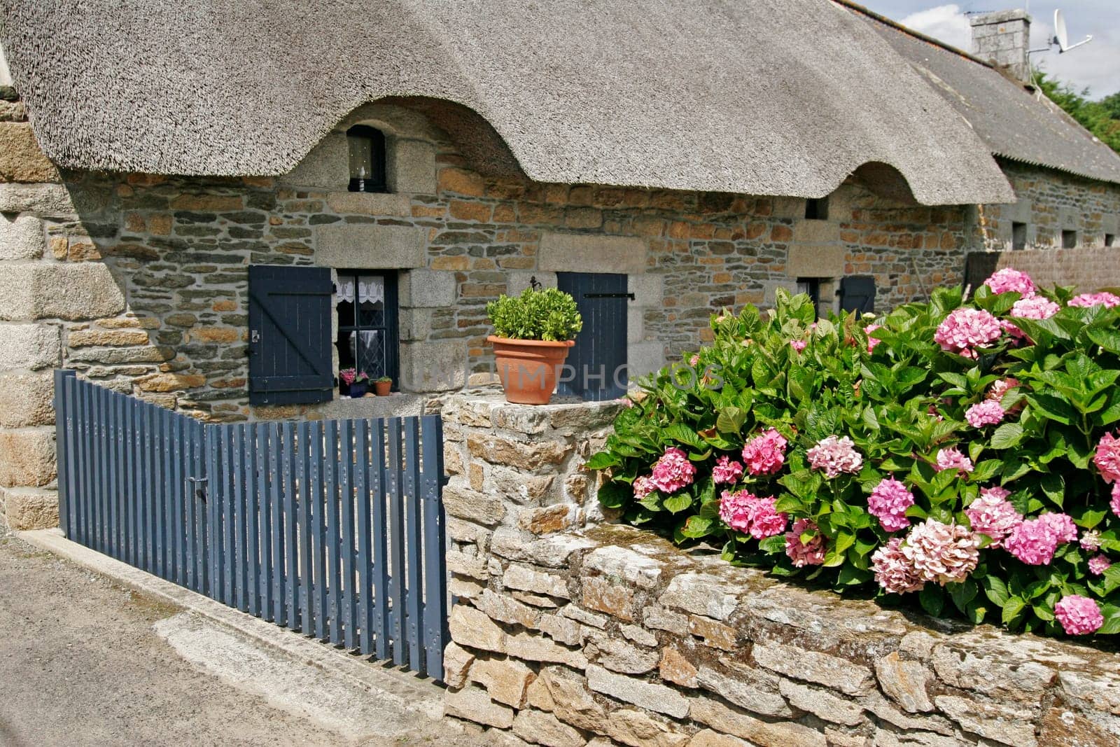 near Nevez,Brittany,house with thatched roof