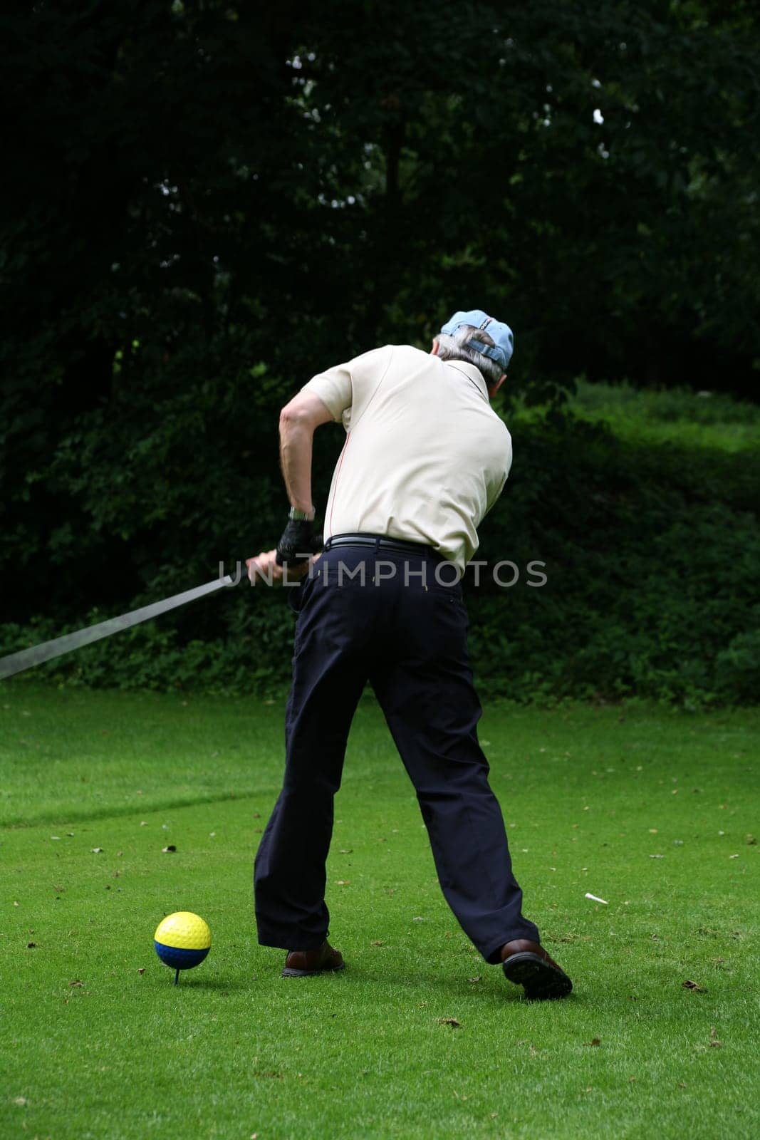 Golfers tee off