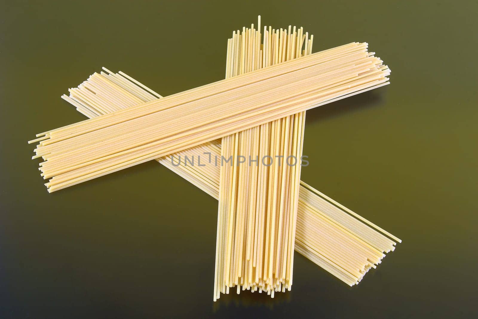 Spaghetti arranged differently