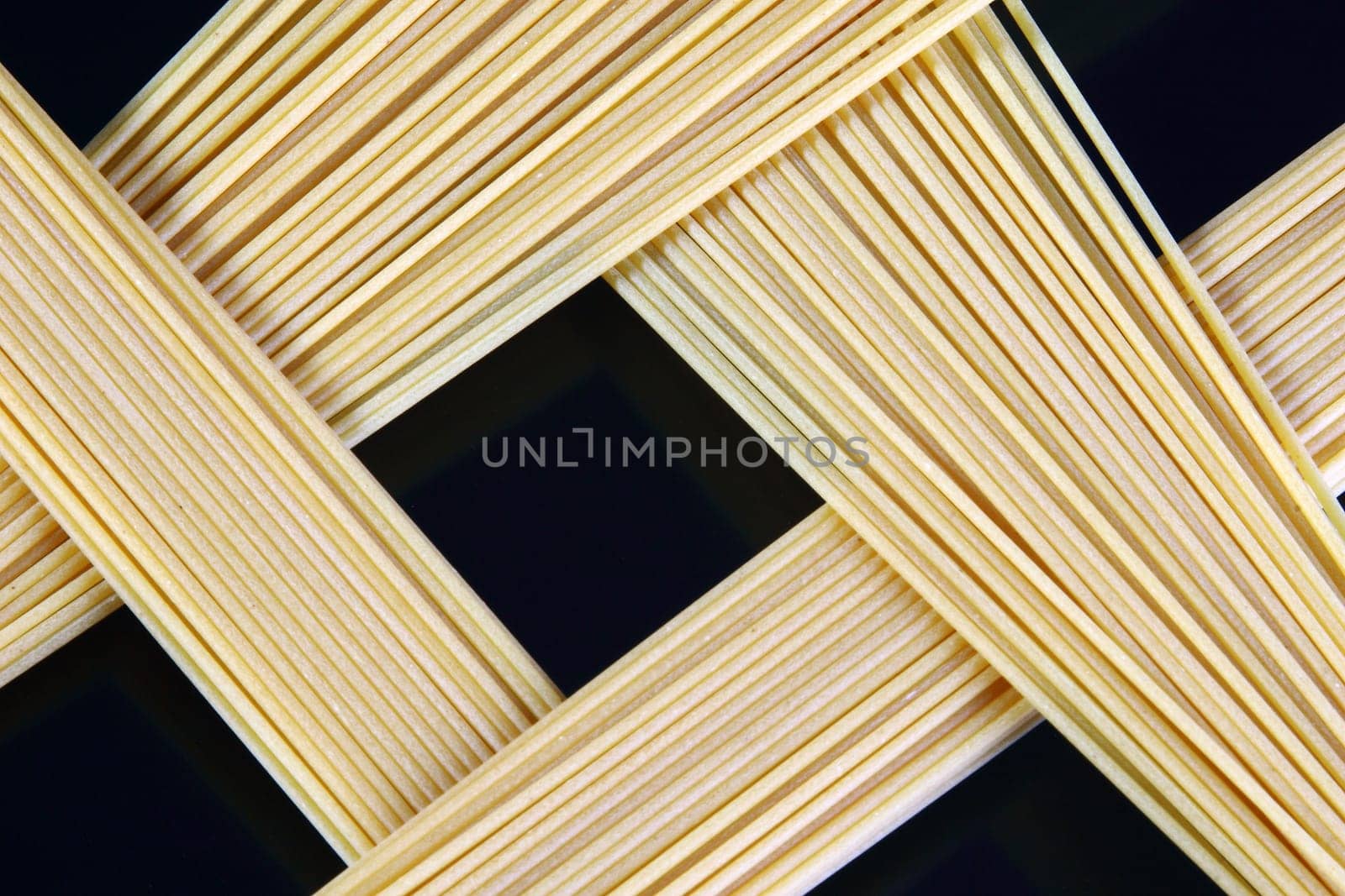 Spaghetti arranged differently