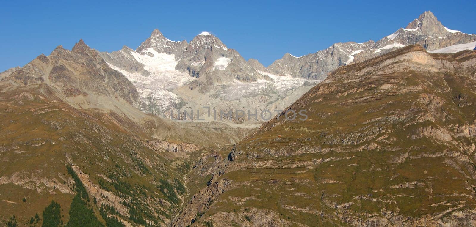 From left to right: Oberes Gabelhorn,Wellenkuppe,Zinalrothorn,Zermatt,Valais,Switzerland