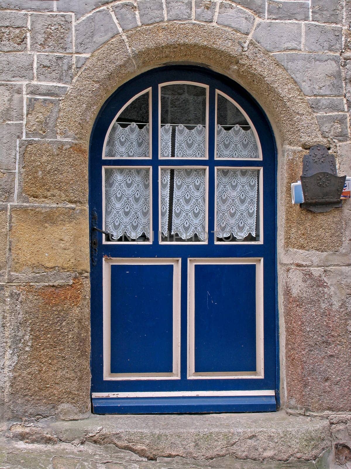 Moncontour,Door