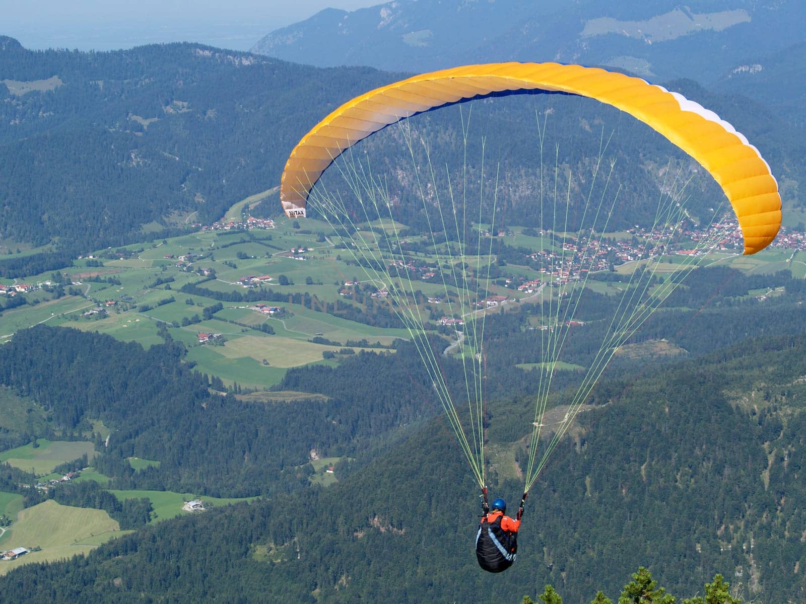 Paragliding in Kössen
