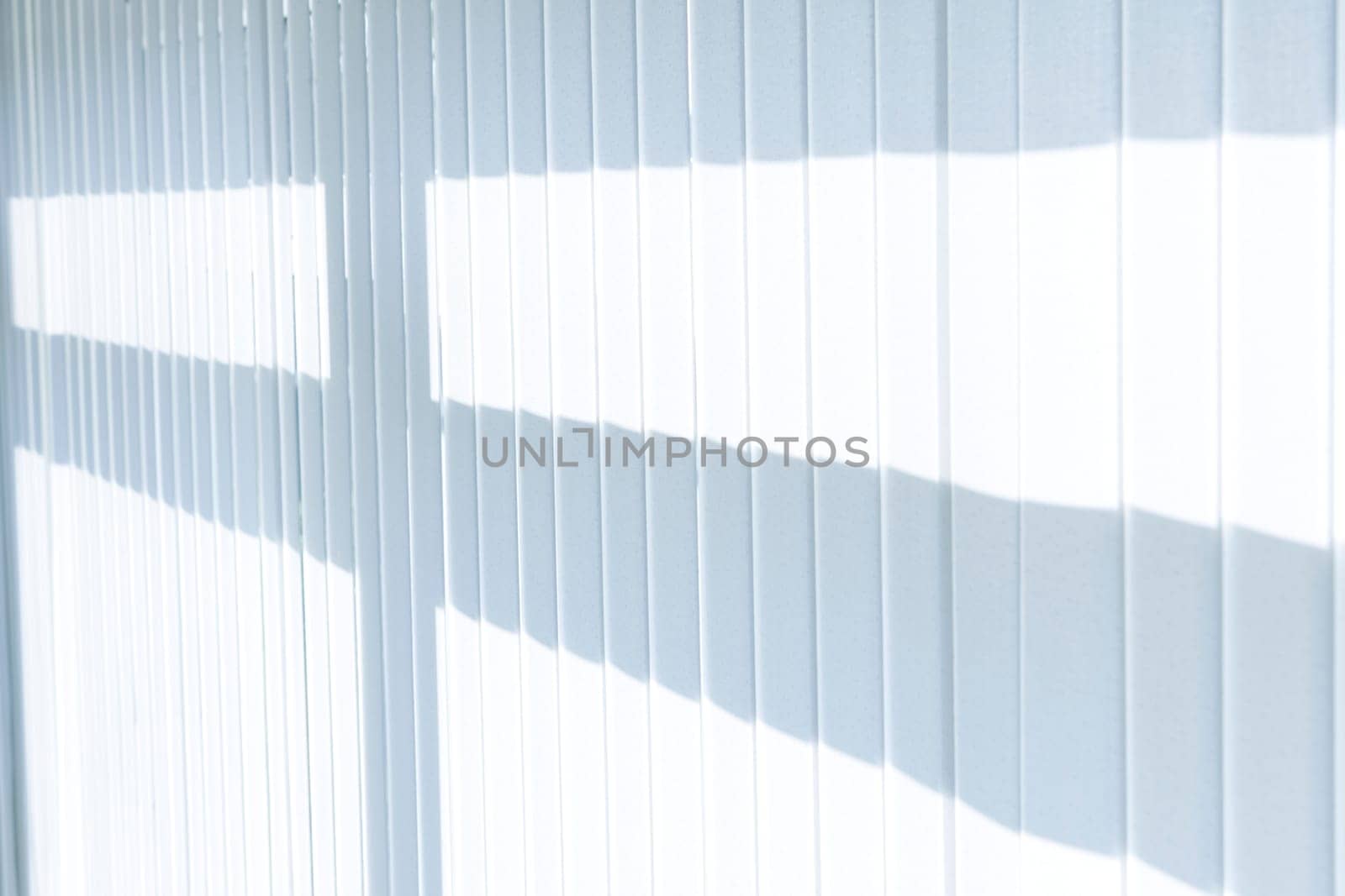 Slat curtain