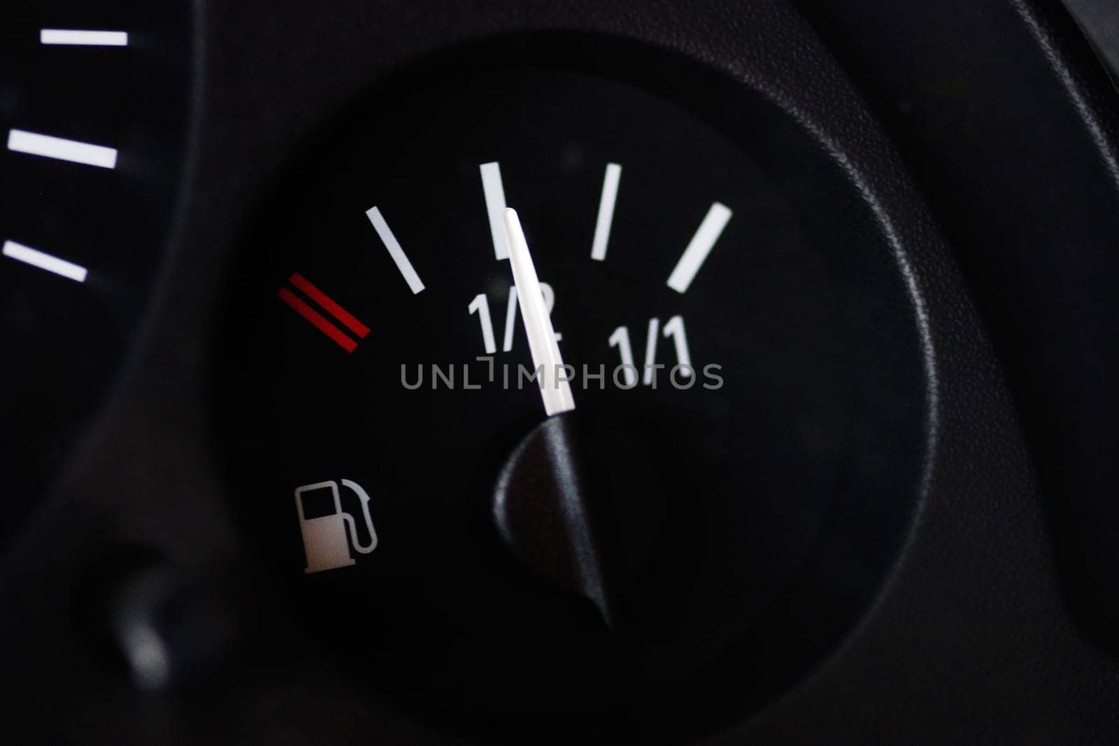 Fuel gauge