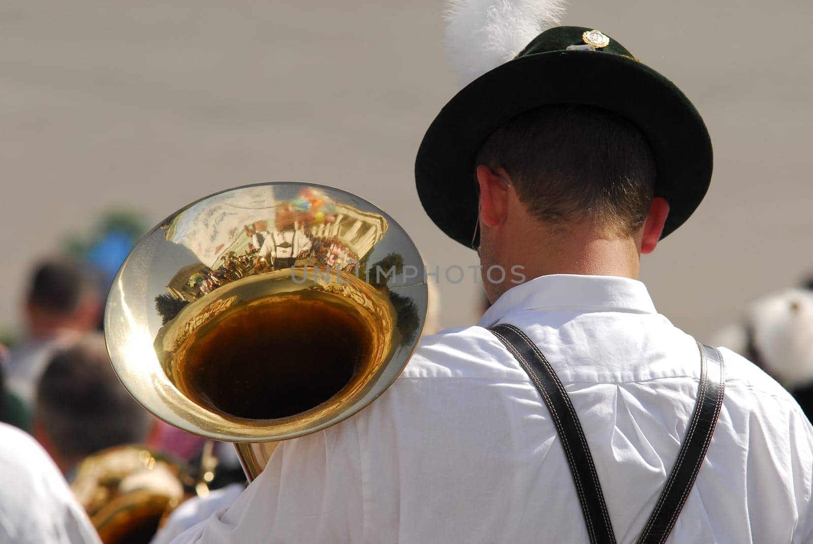 Hearty music
