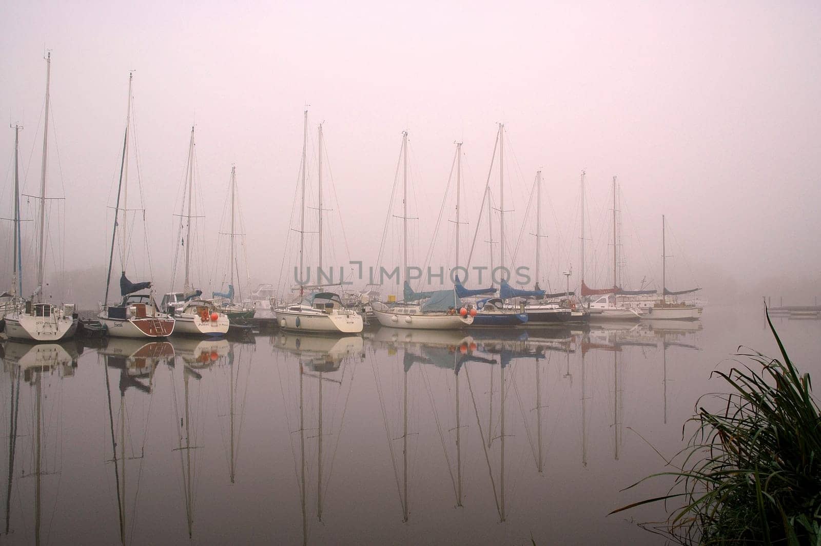 Autumn mood in the harbour