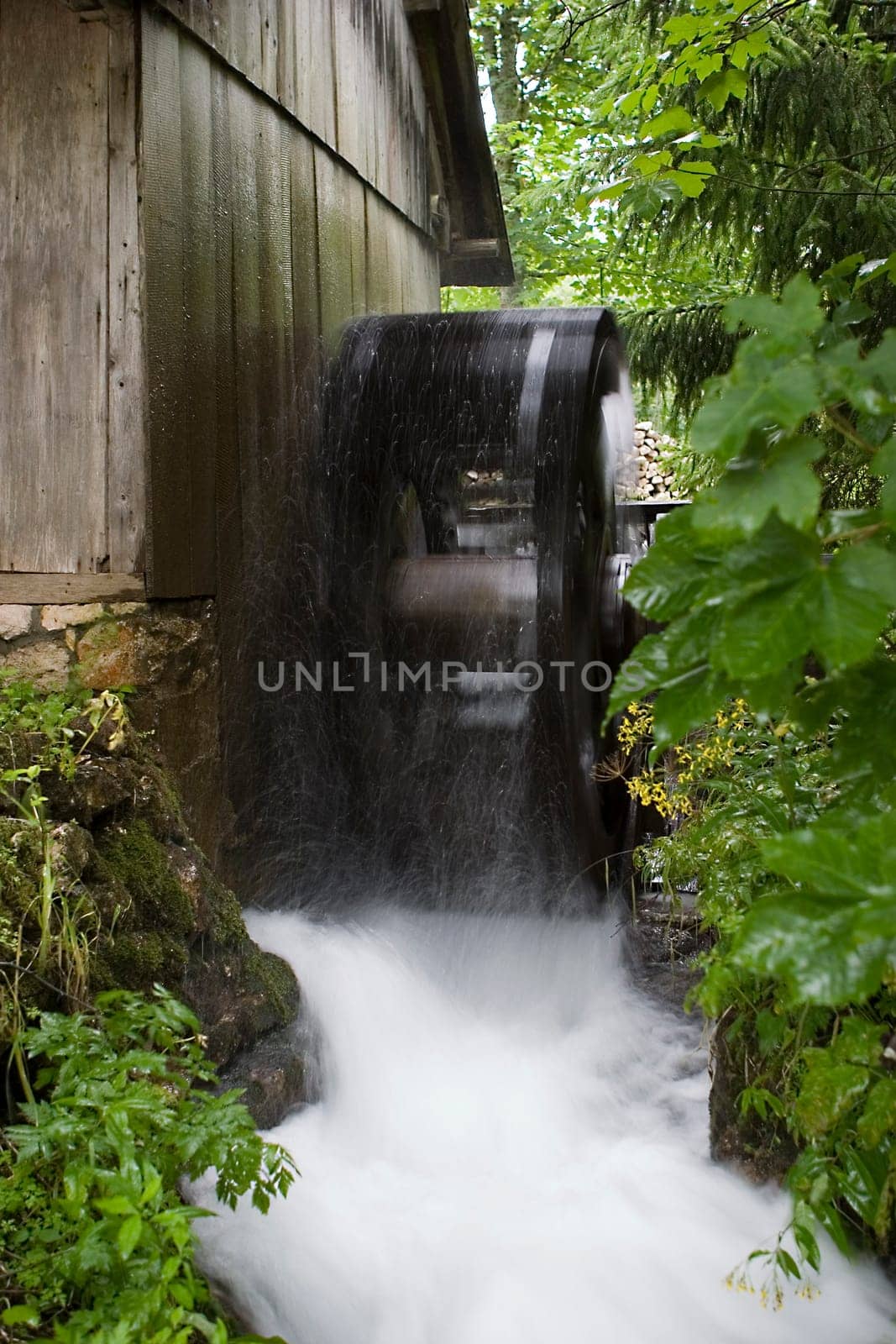 Mill wheel in action