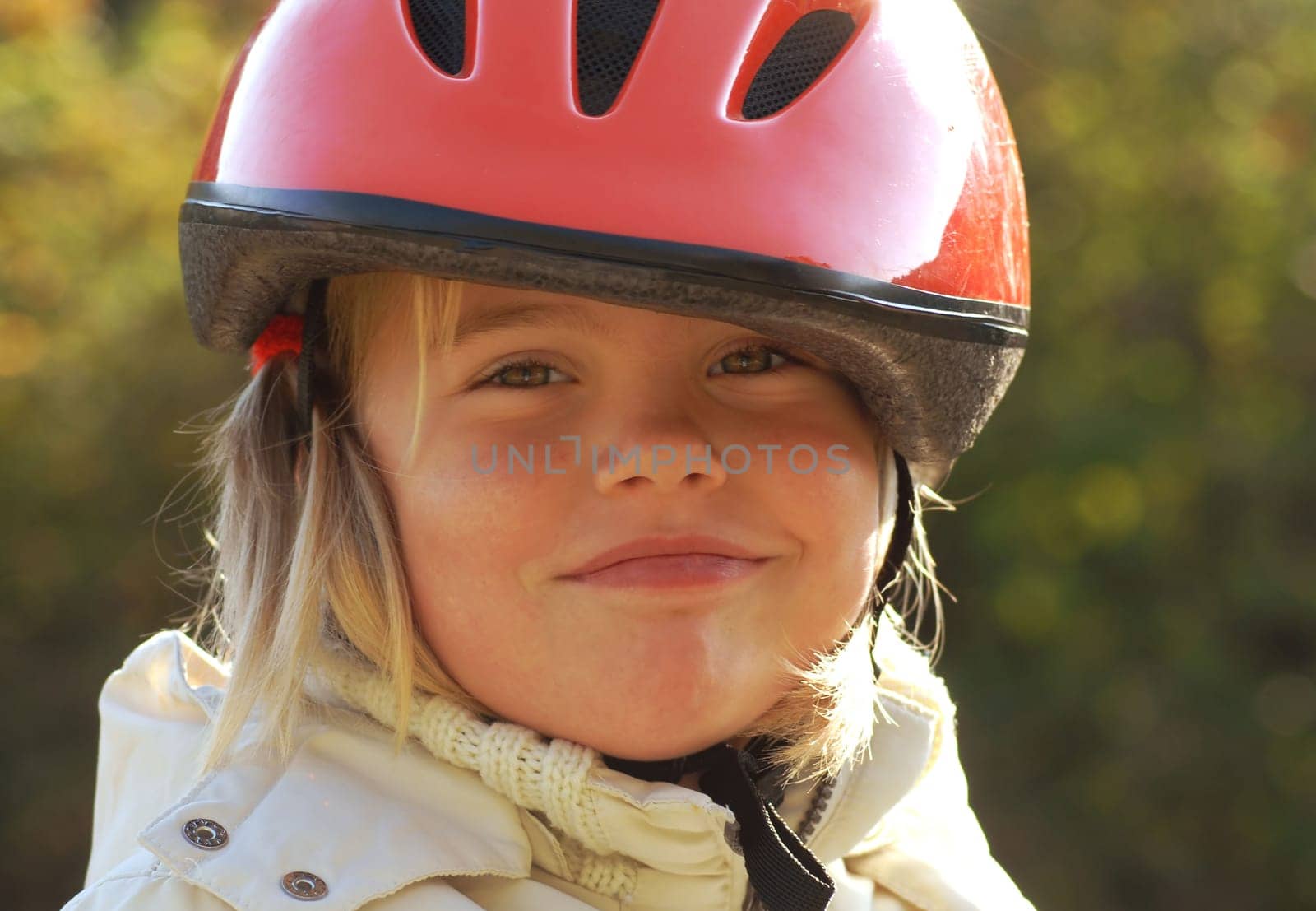 Yes,maybe you can see here what kind of discussion we had behind us because of the helmet.....!