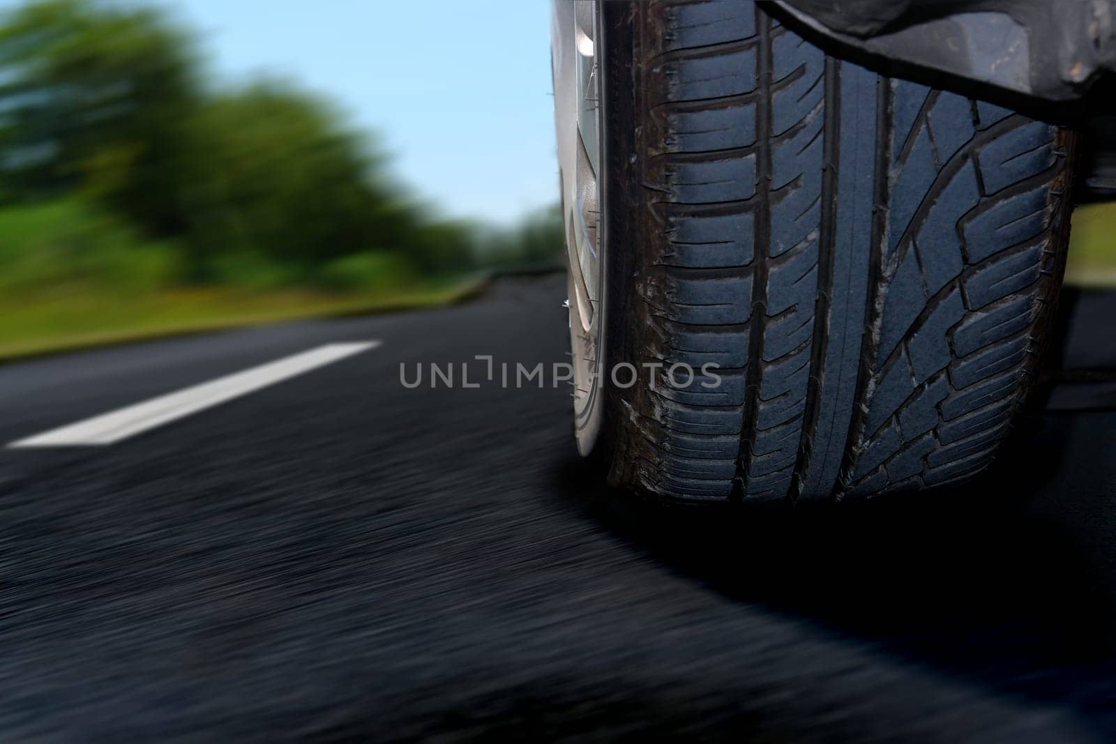 Tire tread