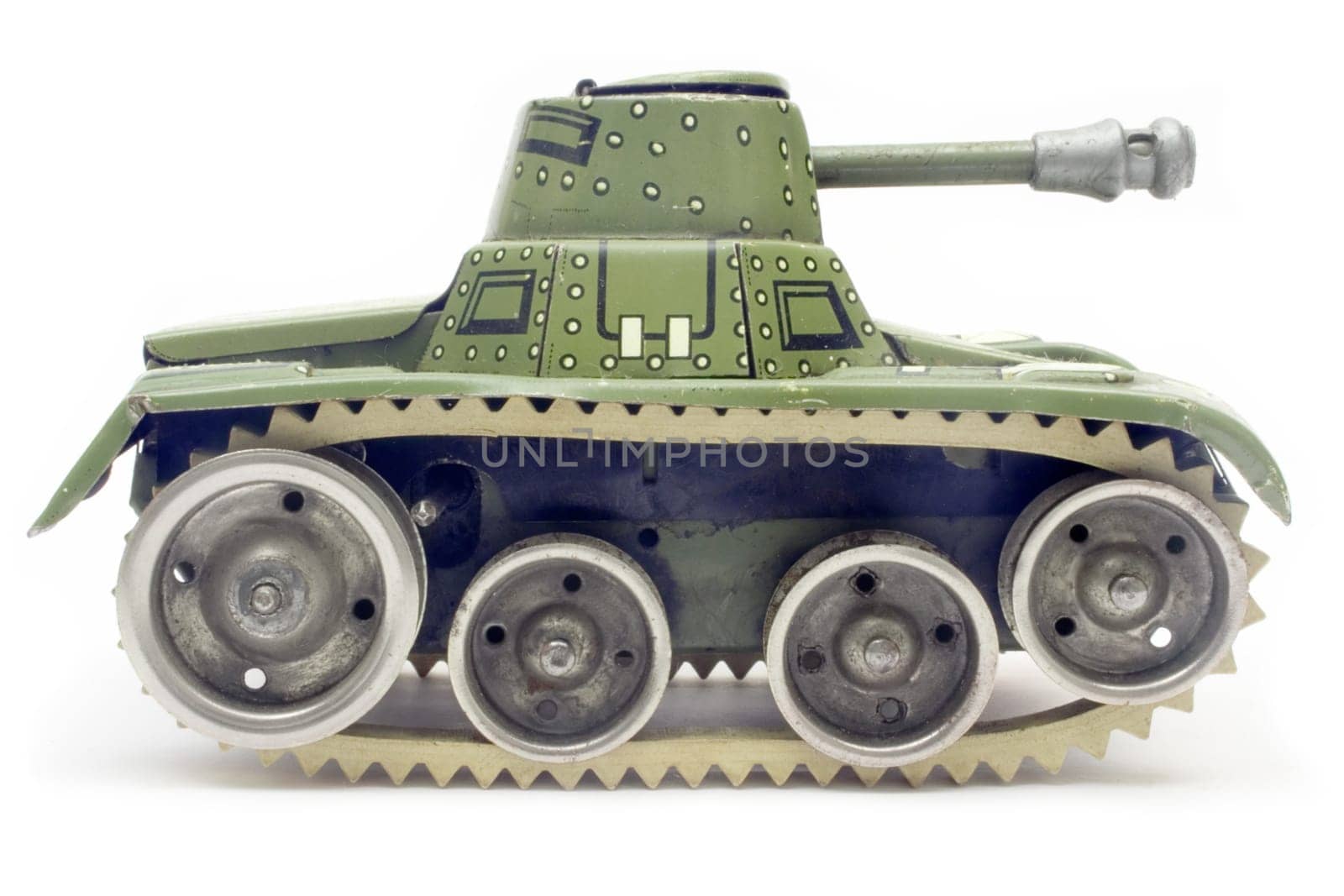 Tank side view