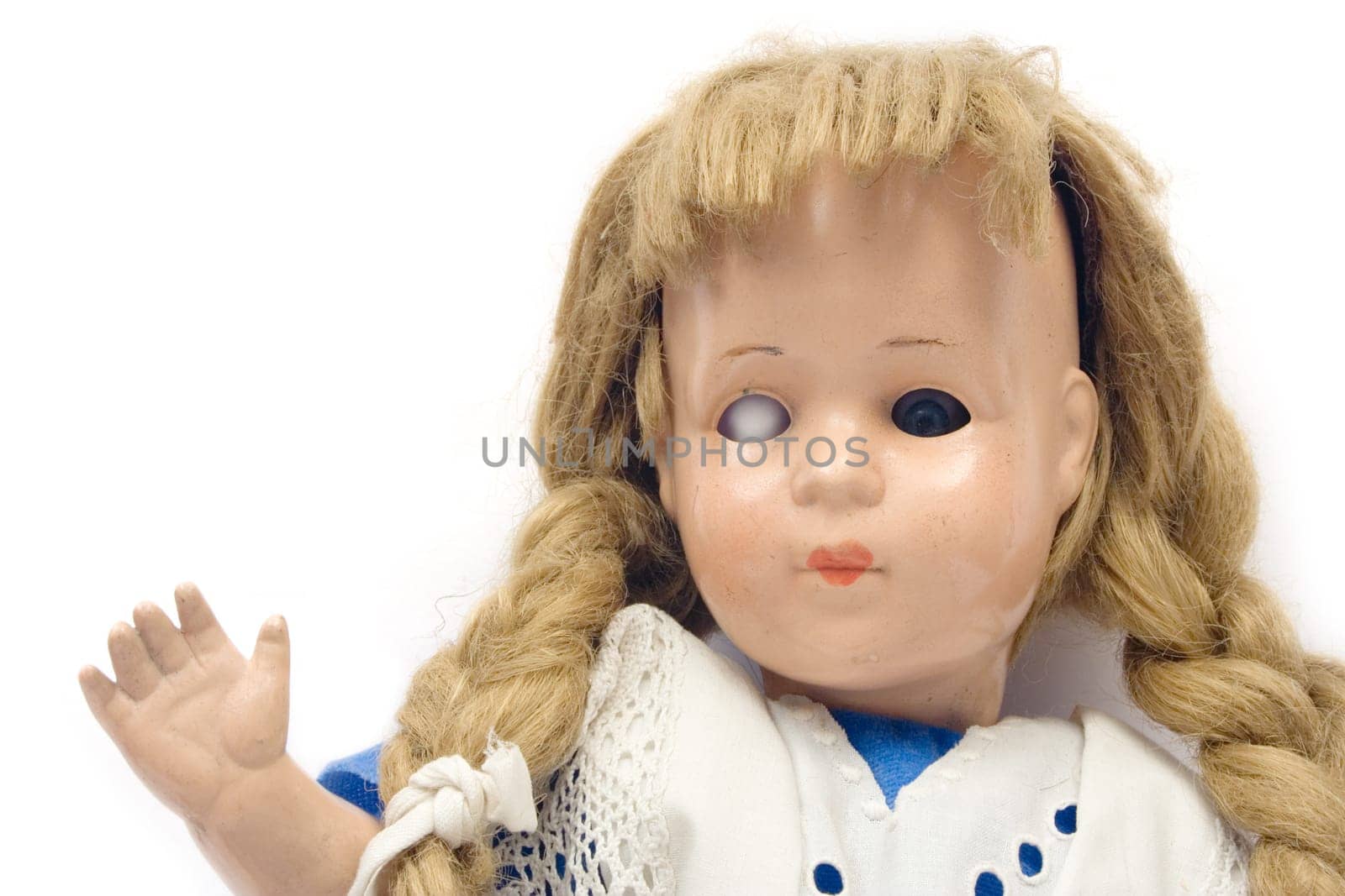 Waving doll