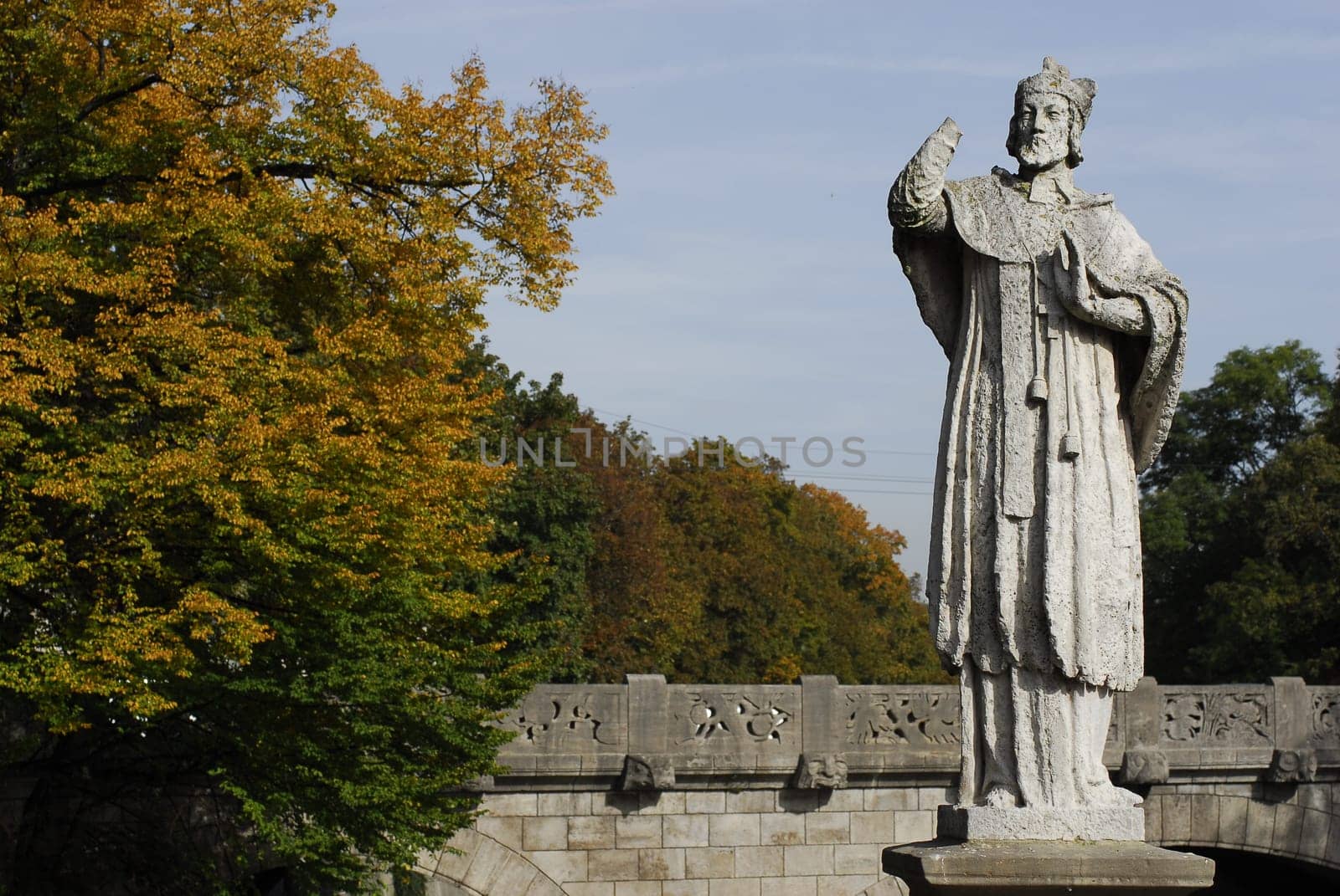 ... as protector of the raftsmen on the Isar...