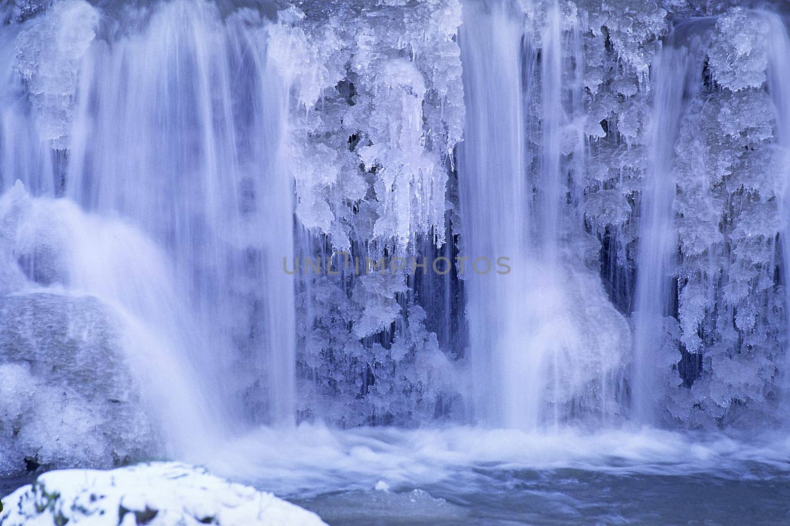 GMHütte,waterfall with ice formations