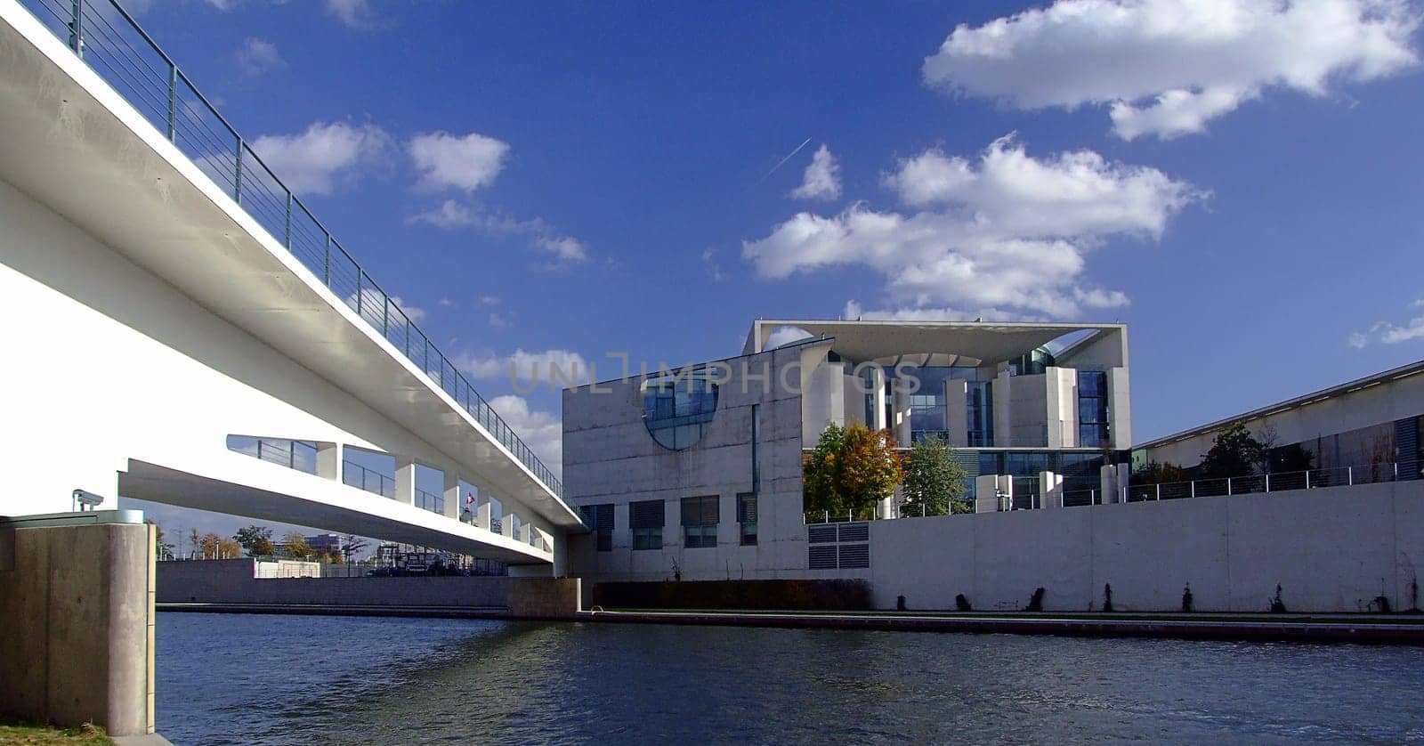 Bridge to the Chancellery