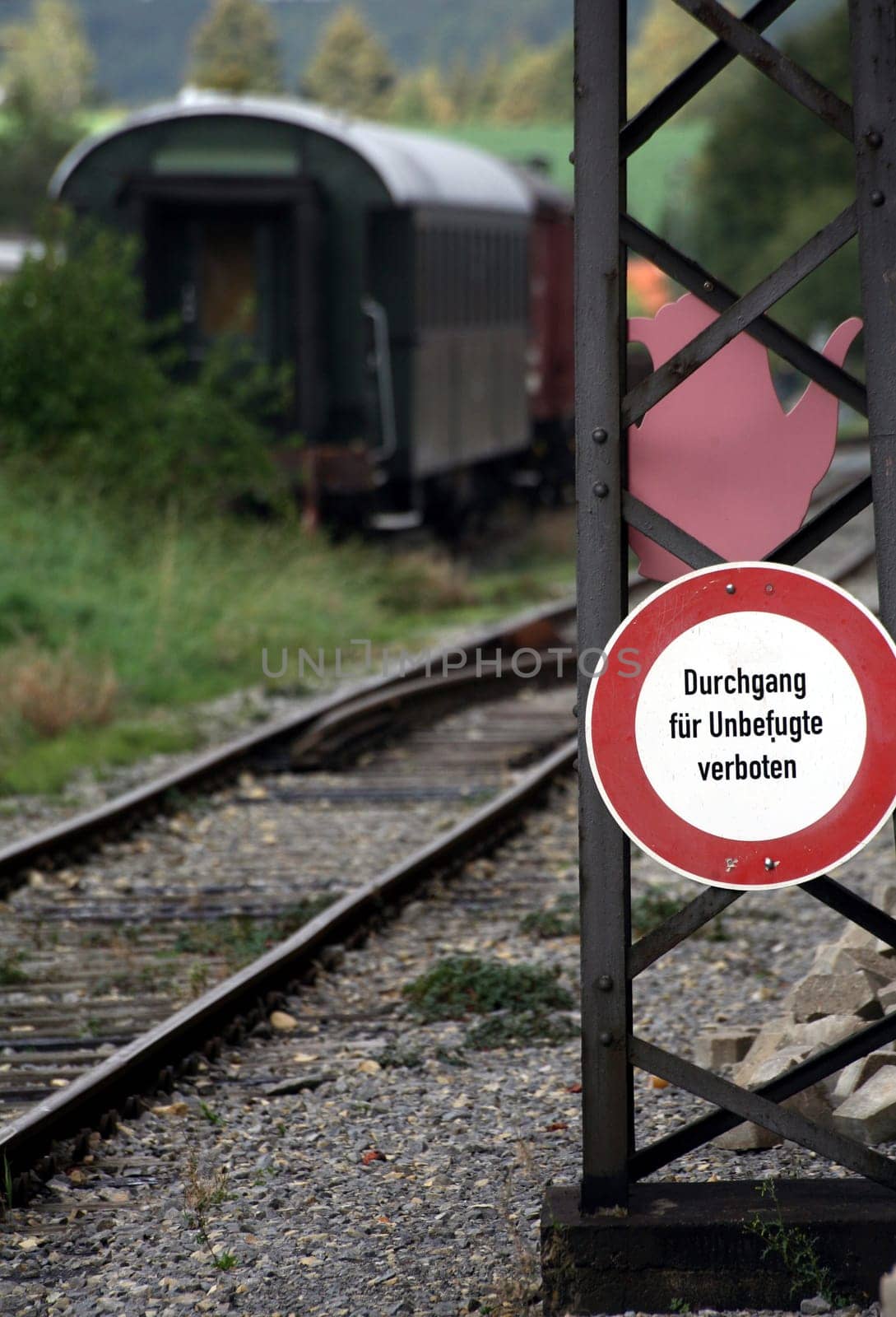 Passage prohibited