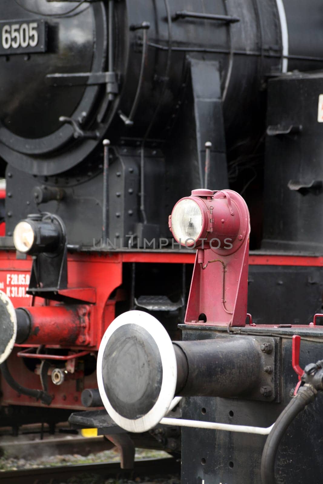 Locomotive buffer