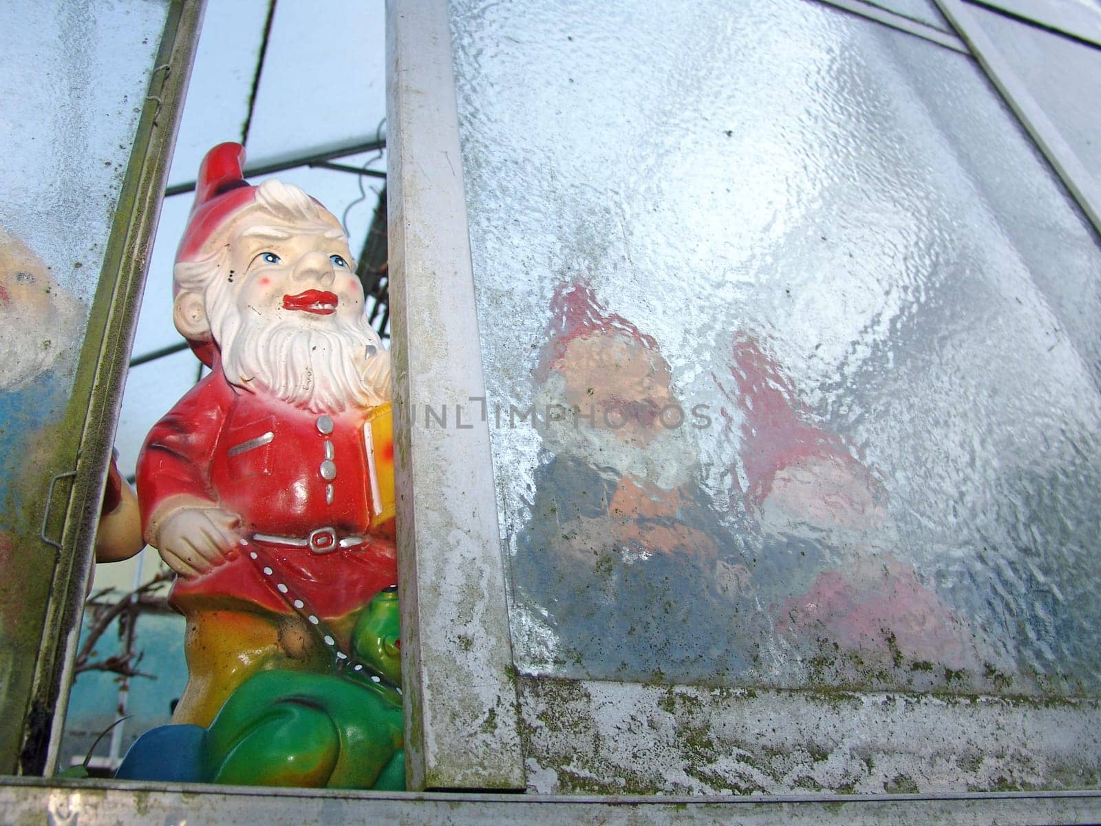 Garden gnomes in winter quarters