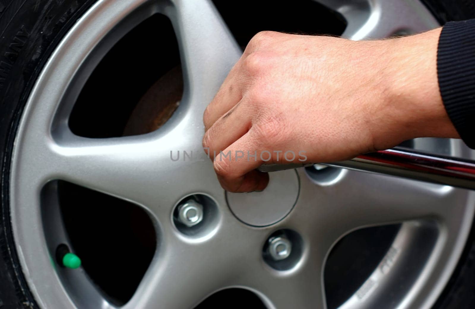 Winter tire fitting