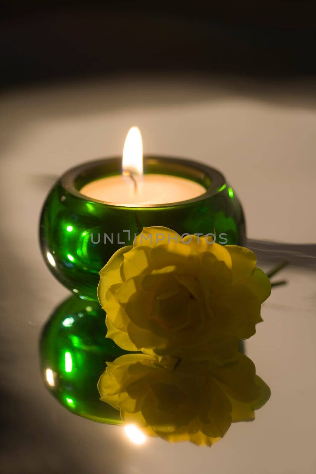 burning tea light