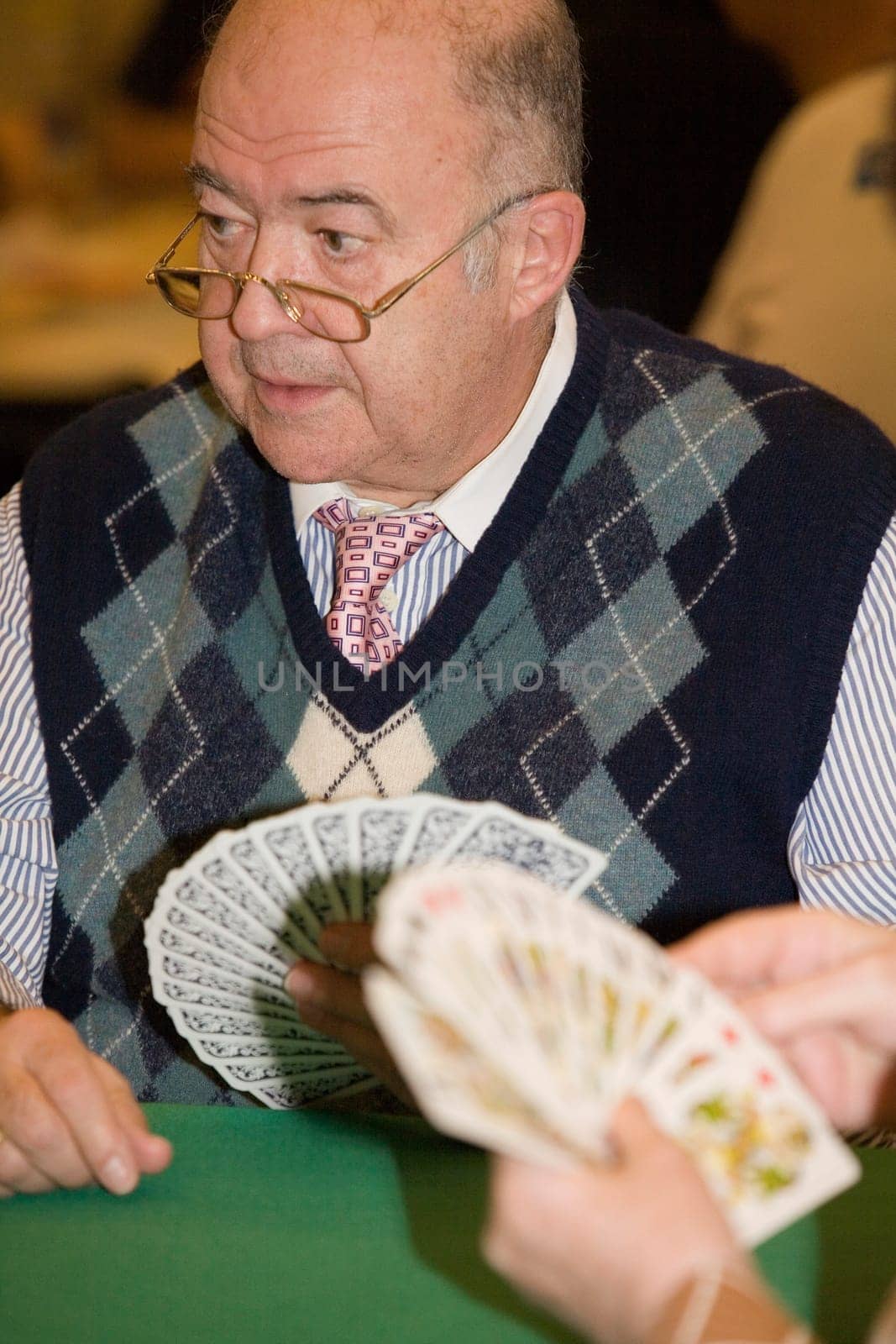 Play at cards