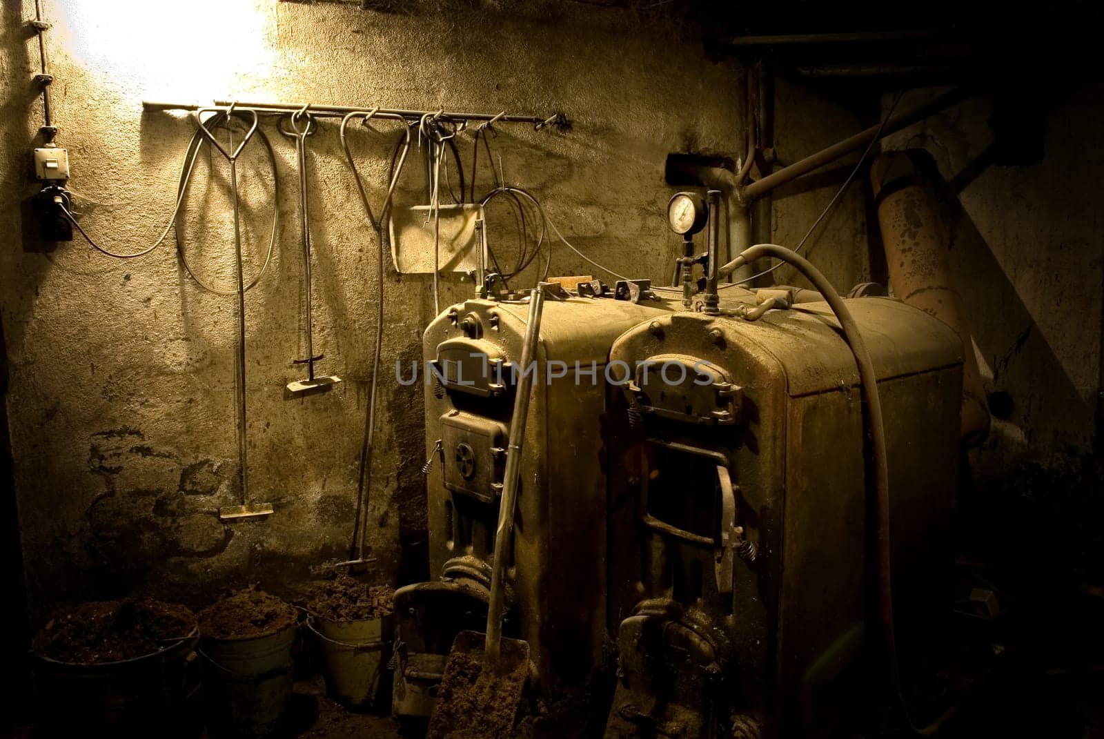 I hope I have brought the rustic and dusty mood over a little.