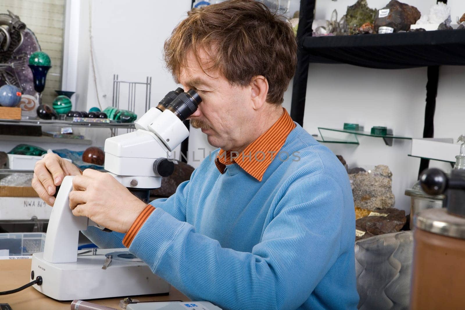 Exploration of extraterrestrial rocks