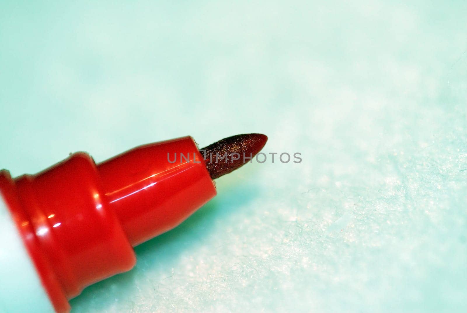 Red pencil 02